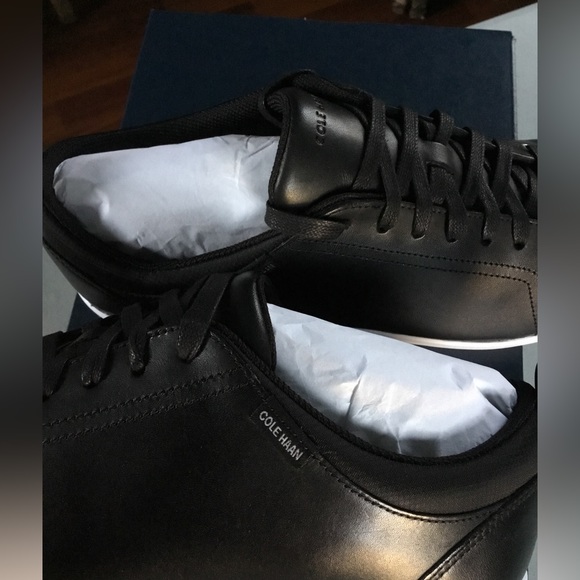 COLE HAAN - Picture 5 of 14